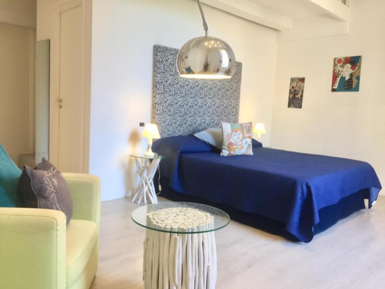 Neapolis Bellini Couette-café 2*